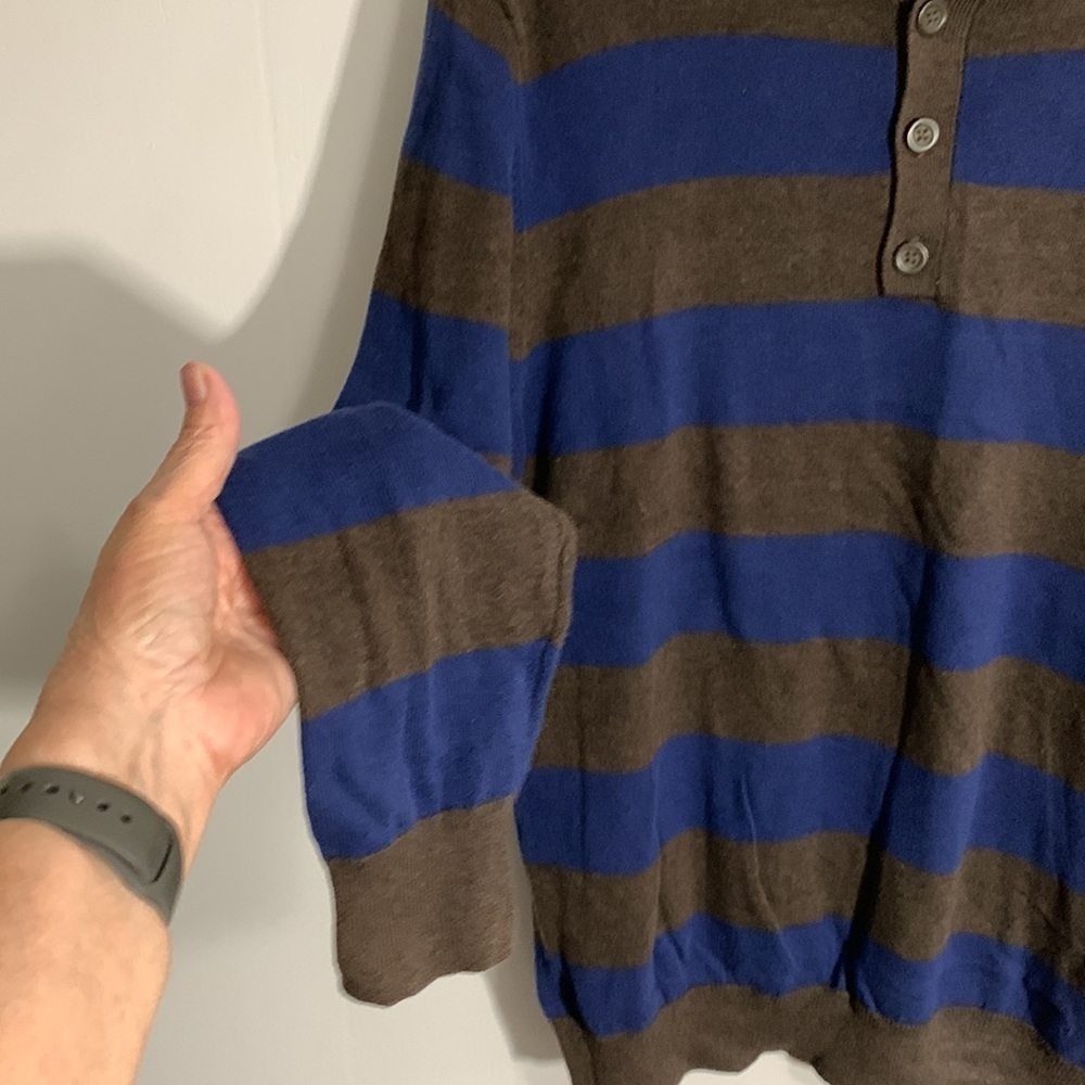 Men’s John Bartlett Consensus long sleeve sweater 3 button, size small - Picture 3 of 5